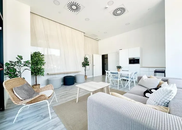 Skyline Diamond 23th Floor شقة